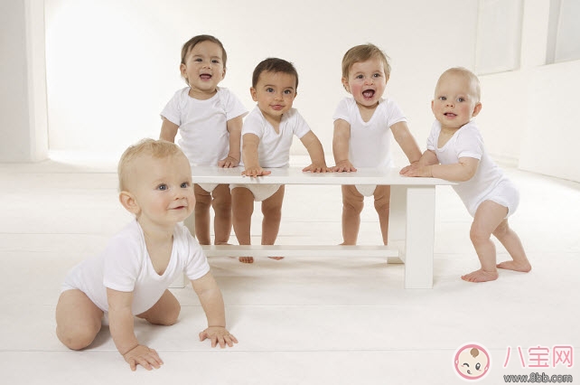 寶寶走路走的早說明寶寶聰明嗎 寶寶走路的正確標(biāo)準(zhǔn)時間是什么時候