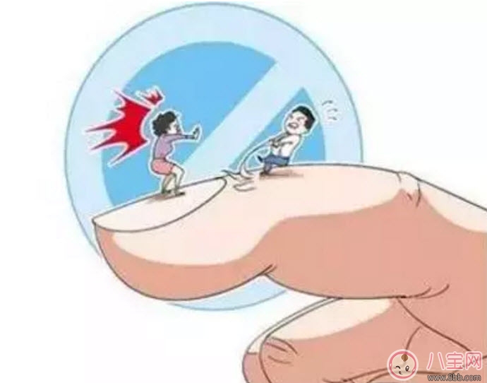 寶寶手上長(zhǎng)肉刺是因?yàn)槿狈I(yíng)養(yǎng)嗎 寶寶手指上長(zhǎng)倒刺是什么原因