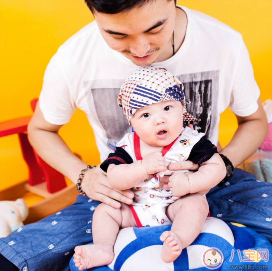 寶寶只愛(ài)媽媽不愛(ài)爸爸 寶爸可以試著這么做