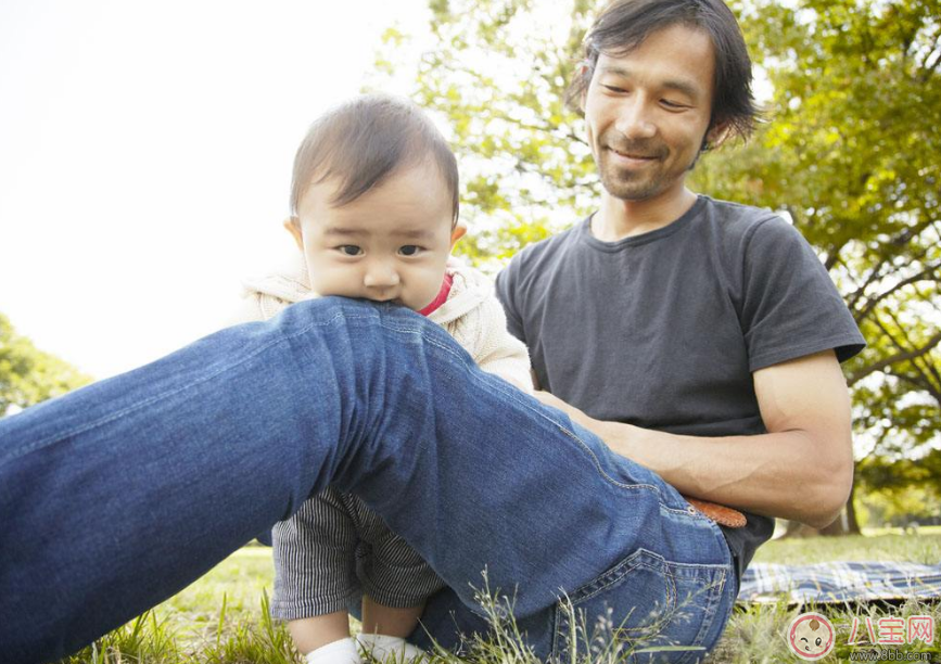寶寶只愛(ài)媽媽不愛(ài)爸爸 寶爸可以試著這么做