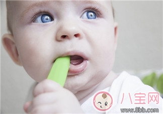 孩子磨牙，是因?yàn)槿扁}嗎？