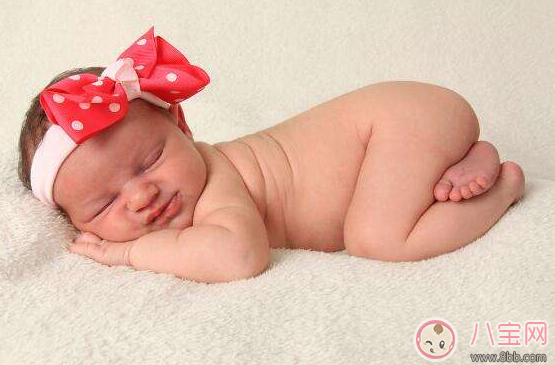 到睡覺(jué)時(shí)間了就哭 寶寶吵瞌睡有道理嗎