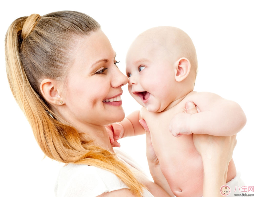 寶寶長鼻屎的原因  如何幫寶寶清除鼻屎