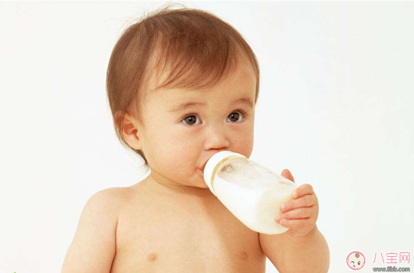 換段位奶粉的孩子拉肚子 寶寶喝的奶粉怎么換段位比較好