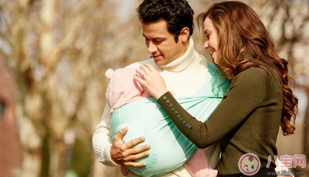 帶寶寶怎么坐飛機(jī) 帶寶寶坐飛機(jī)什么時(shí)候登機(jī)好 帶寶寶怎么坐飛機(jī) 帶寶寶坐飛機(jī)什么時(shí)候登機(jī)好