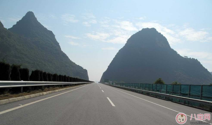 孩子離家出走怎么辦 擁有一個安寧的家庭才是孩子不離家出走的保障 孩子離家出走怎么辦 擁有一個安寧的家庭才是孩子不離家出走的保障