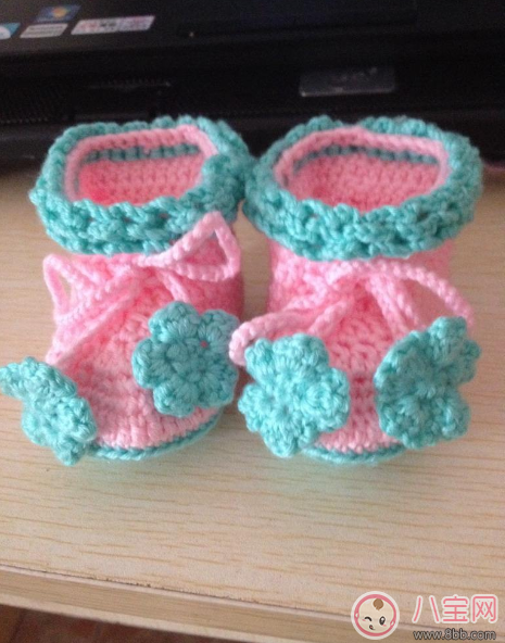 寶寶選鞋誤區(qū)要避開(kāi) 正確選對(duì)鞋子才算好