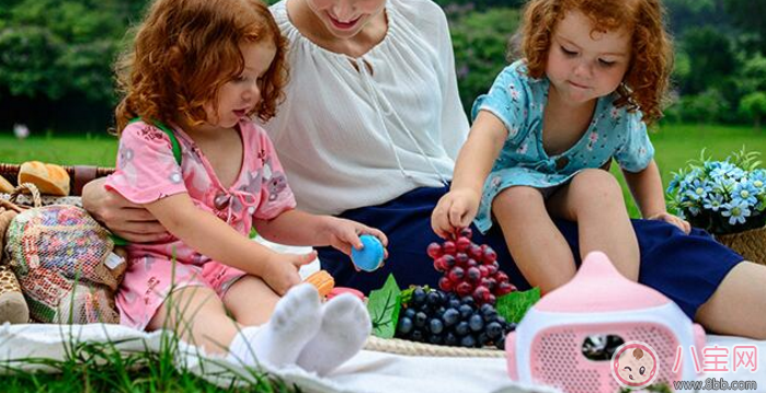 父母怎么和1-3歲小孩子交流 父母怎么和1-3歲小孩子交流