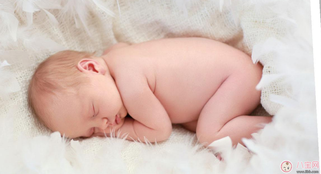 王櫟鑫二度當爸湊齊好字 新生寶寶怎么呵護 王櫟鑫二度當爸湊齊好字 新生寶寶怎么呵護