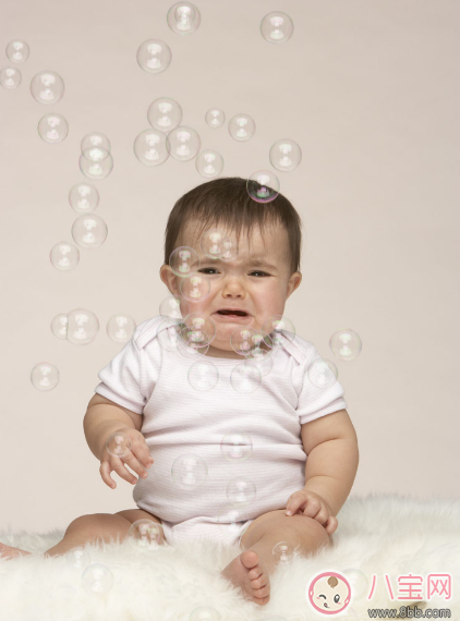 孩子這樣是因為缺乏安全感 這些細節(jié)能看出 孩子這樣是因為缺乏安全感 這些細節(jié)能看出