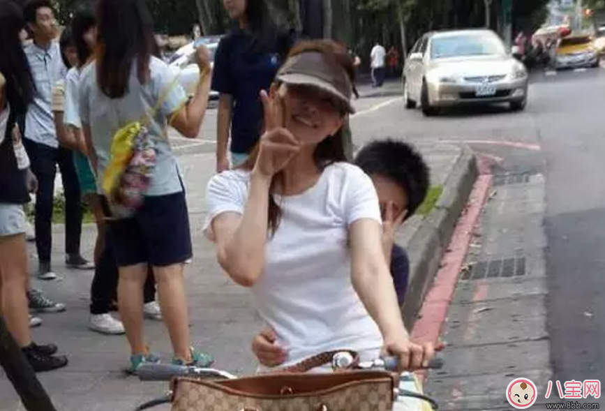 伊能靜帶孩子太辛苦 如何輕松帶一歲前寶寶