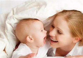 伊能靜帶孩子太辛苦 如何輕松帶一歲前寶寶