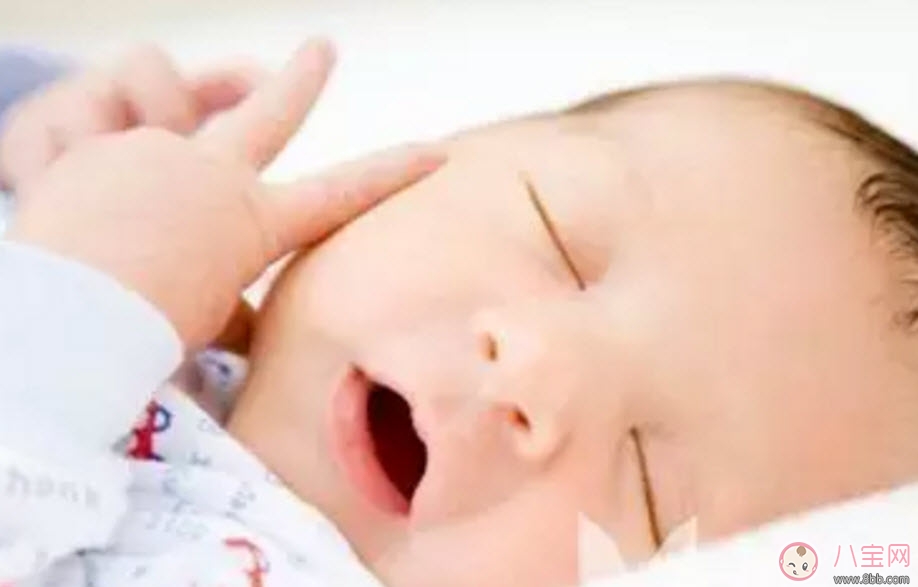 寶寶肺炎反反復復怎么辦 寶寶得了肺炎怎么治療 寶寶肺炎反反復復怎么辦 寶寶得了肺炎怎么治療