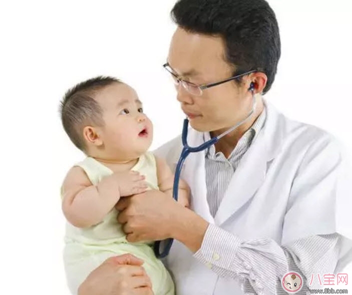 小寶寶支氣管肺炎什么癥狀 寶寶一直咳嗽是肺炎嗎 小寶寶支氣管肺炎什么癥狀 寶寶一直咳嗽是肺炎嗎
