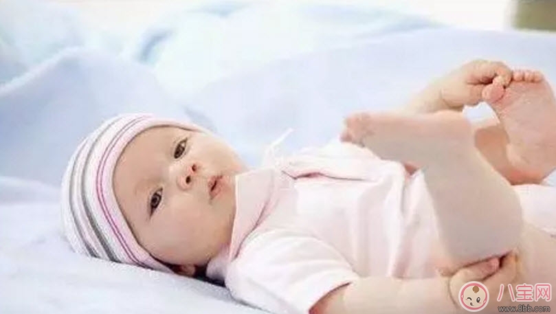 新生兒怎么穿衣服合適 新生兒穿多少衣服合適 新生兒怎么穿衣服合適 新生兒穿多少衣服合適