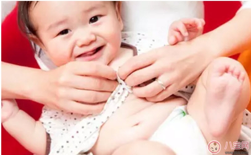 新生兒怎么穿衣服合適 新生兒穿多少衣服合適 新生兒怎么穿衣服合適 新生兒穿多少衣服合適