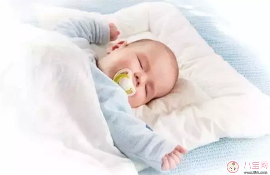 寶寶睡醒后還打哈欠怎么回事 如何提高孩子睡眠質(zhì)量