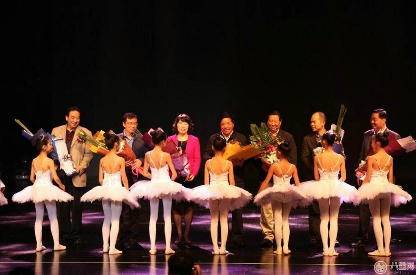 寶寶學(xué)音樂(lè)的優(yōu)缺點(diǎn)分析 家長(zhǎng)應(yīng)先了解 寶寶學(xué)音樂(lè)的優(yōu)缺點(diǎn)分析 家長(zhǎng)應(yīng)先了解