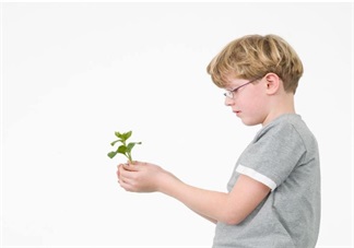 孩子吃這些食物容易性早熟 這些東西千萬(wàn)不要給孩子吃