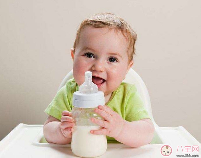 0-12月寶寶奶量標(biāo)準(zhǔn) 早產(chǎn)兒每日需要多少奶量
