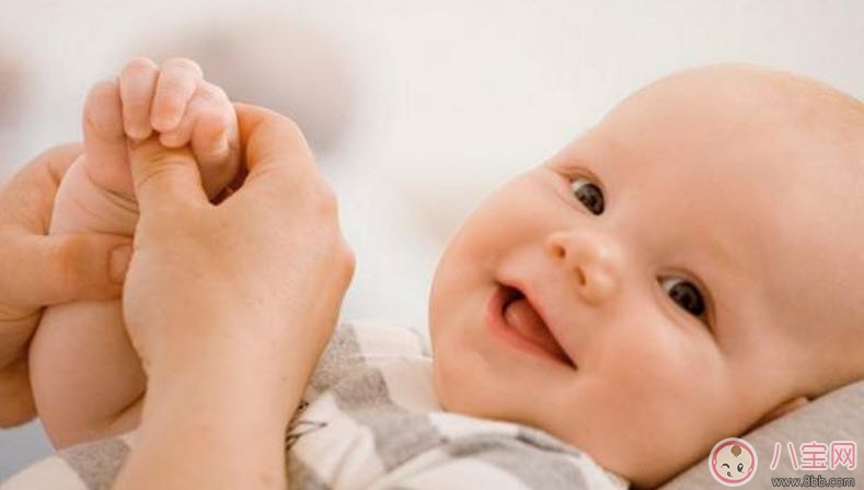 小孩觸覺敏感怎么辦能治愈嗎 寶寶觸覺敏感的表現(xiàn)有哪些 小孩觸覺敏感怎么辦能治愈嗎 寶寶觸覺敏感的表現(xiàn)有哪些