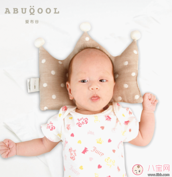 寶寶睡枕頭多大好 什么時候給寶寶睡枕頭好