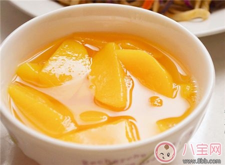 寶寶秋季流鼻血怎么辦 如何處理和預(yù)防 寶寶秋季流鼻血怎么辦 如何處理和預(yù)防