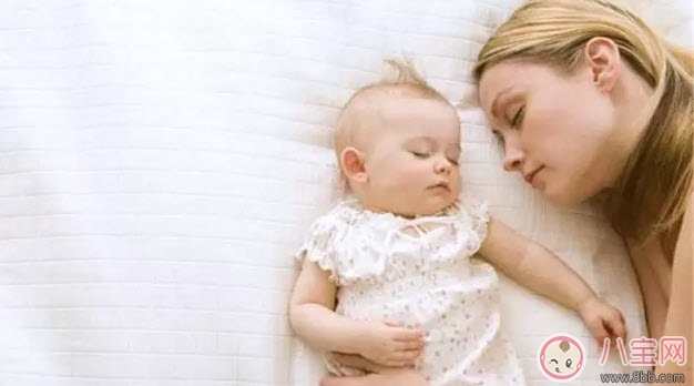 寶寶睡覺晝夜顛倒怎樣調(diào)整 寶寶晝夜顛倒睡覺怎么辦