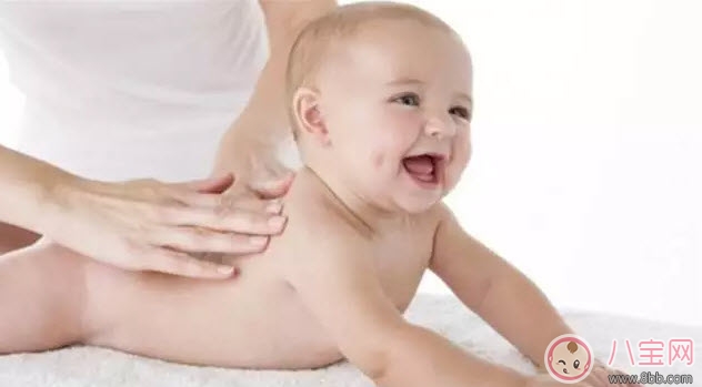 寶寶睡覺晝夜顛倒怎樣調(diào)整 寶寶晝夜顛倒睡覺怎么辦