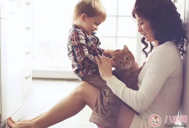 寶寶頭發(fā)稀少發(fā)黃怎么辦 寶寶頭發(fā)長的慢是什么原因 寶寶頭發(fā)稀少發(fā)黃怎么辦 寶寶頭發(fā)長的慢是什么原因