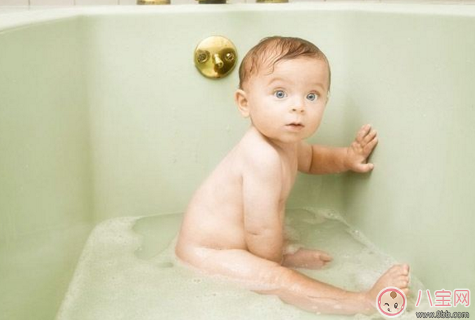 寶寶什么情況不能洗澡 這三種情況嬰兒不能洗澡