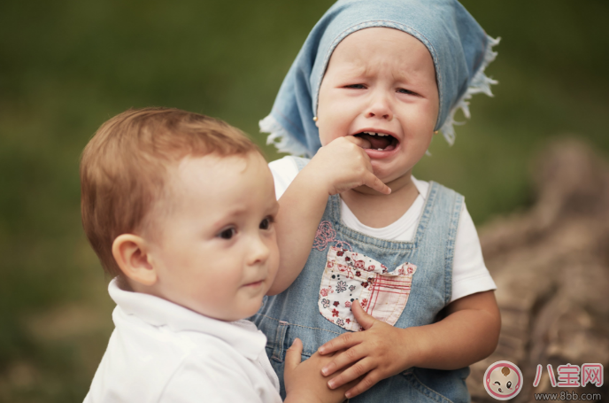 寶寶手指頭劃傷了怎么辦 孩子手指頭劃傷處理方法 寶寶手指頭劃傷了怎么辦 孩子手指頭劃傷處理方法