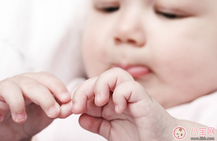 寶寶手指頭劃傷了怎么辦 孩子手指頭劃傷處理方法 寶寶手指頭劃傷了怎么辦 孩子手指頭劃傷處理方法