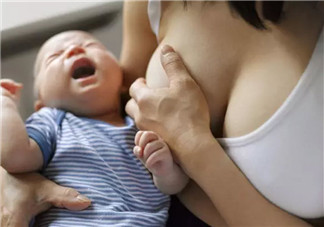 寶寶厭奶期多長時間會持續(xù)多久 寶寶厭奶期怎么辦