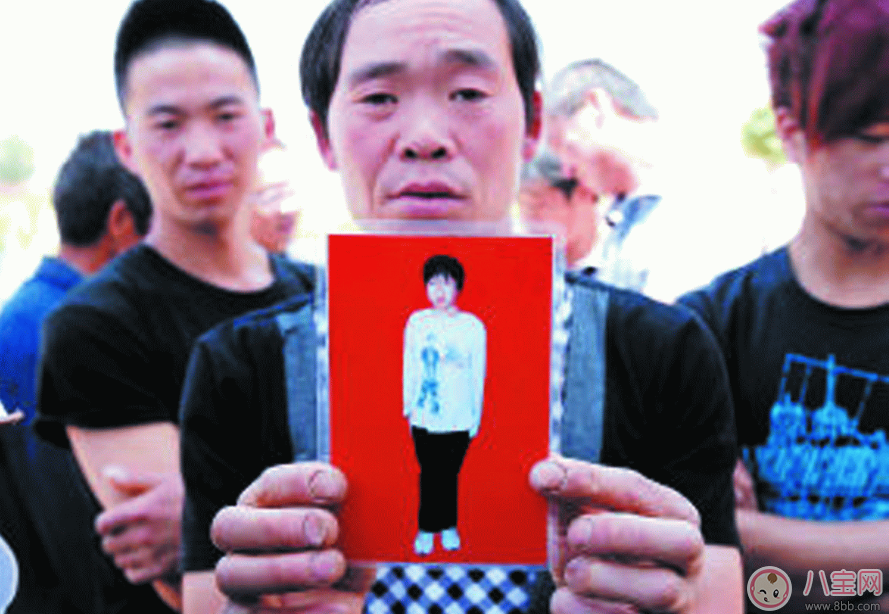 發(fā)現(xiàn)孩子走丟就可以報(bào)警 別被電影臺(tái)詞所誤導(dǎo)