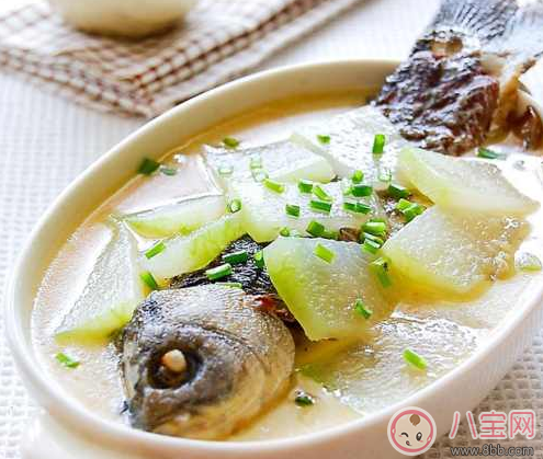 超級媽媽一天產奶6升多 怎么能讓自己的奶水多 超級媽媽一天產奶6升多 怎么能讓自己的奶水多