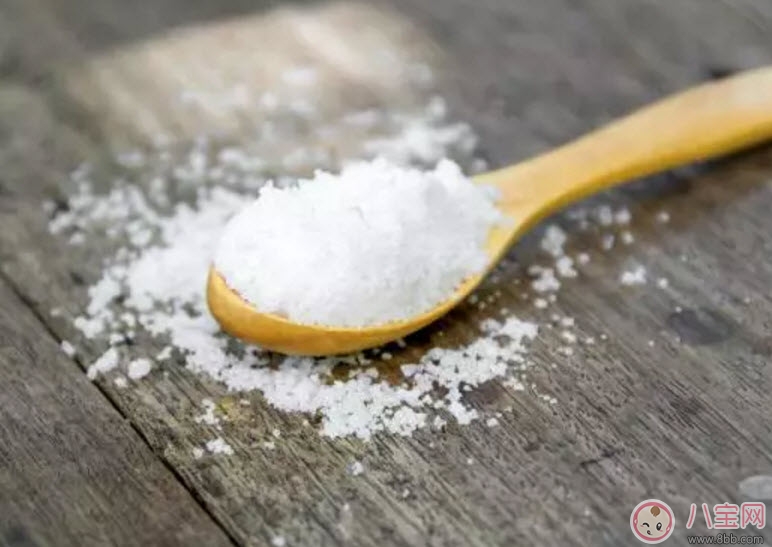 寶寶缺鈉的癥狀 寶寶缺鈉是什么原因(寶寶缺鈉會怎么樣)
