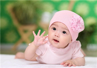 夏季寶寶得口角炎的原因 口角炎的預(yù)防方法