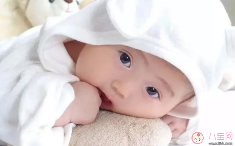 寶寶缺硒怎么補(bǔ)吃什么 寶寶缺硒的癥狀有哪些 寶寶缺硒怎么補(bǔ)吃什么 寶寶缺硒的癥狀有哪些