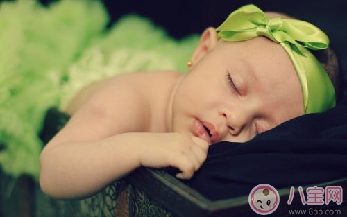 寶寶大便顯示了寶寶的狀況 注意寶寶排便頻率 寶寶大便顯示了寶寶的狀況 注意寶寶排便頻率