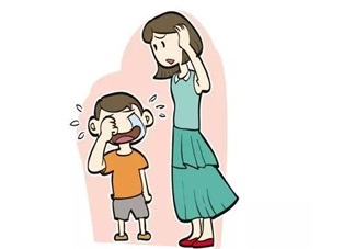 孩子公眾場合鬧要東西怎么處理 是妥協(xié)還是堅(jiān)持