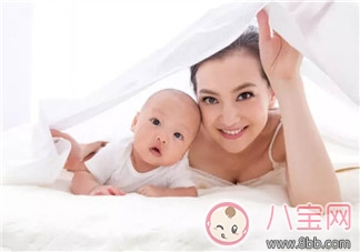 寶寶該不該把尿 把尿會(huì)怎么樣 寶寶該不該把尿 把尿會(huì)怎么樣