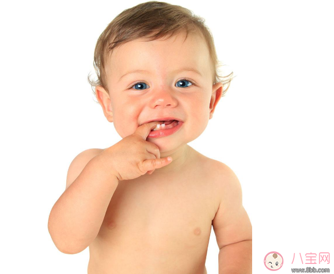 孩子愛吃手指代表什么 怎么讓孩子戒掉吃手指