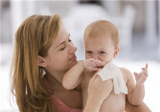 寶寶生病前兆就看這幾個(gè)部位 寶寶生病注意事項(xiàng)