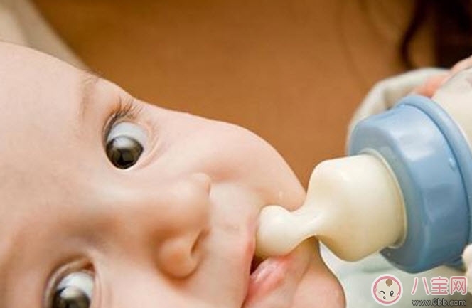 0-1歲寶寶如何喂養(yǎng) 0-1歲寶寶喂養(yǎng)注意事項 0-1歲寶寶如何喂養(yǎng) 0-1歲寶寶喂養(yǎng)注意事項