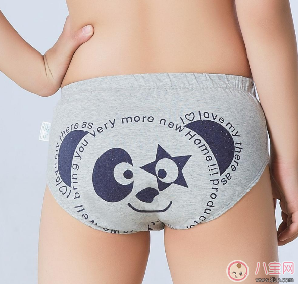 孩子內(nèi)褲怎么選好 平角三角哪個更適合孩子 孩子內(nèi)褲怎么選好 平角三角哪個更適合孩子