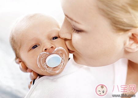 寶寶腸痙攣的表現(xiàn) 嬰兒腸痙攣的護(hù)理措施 寶寶腸痙攣的表現(xiàn) 嬰兒腸痙攣的護(hù)理措施