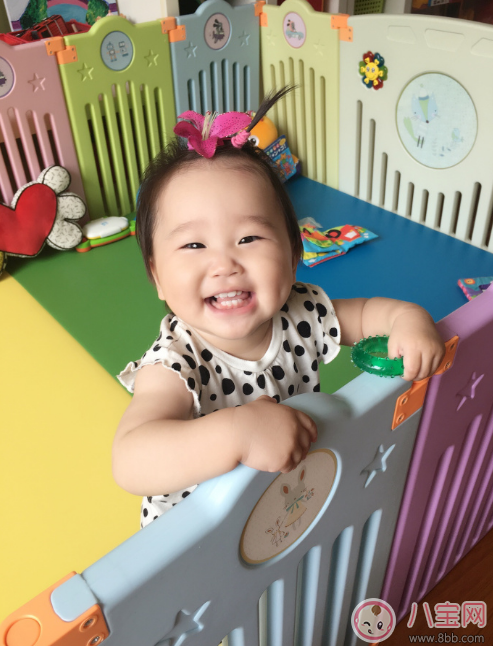 趙文卓?jī)商旒倨谝惨丶铱春⒆?爸爸工作忙碌如何照料孩子 趙文卓?jī)商旒倨谝惨丶铱春⒆?爸爸工作忙碌如何照料孩子