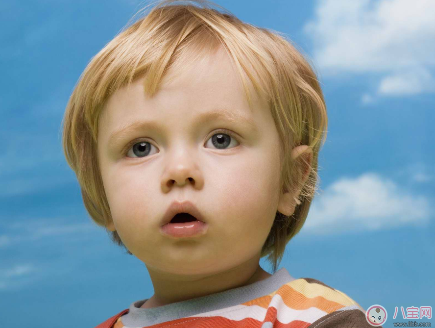 孩子為什么一出生就只會哭不會笑 孩子的哭聲究竟代表著什么 孩子為什么一出生就只會哭不會笑 孩子的哭聲究竟代表著什么