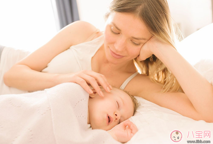 孩子分床睡的最佳年齡 寶寶分床的最佳時(shí)間2017